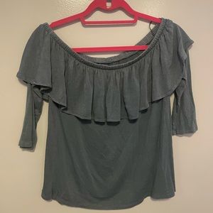 american eagle off the shoulder top!